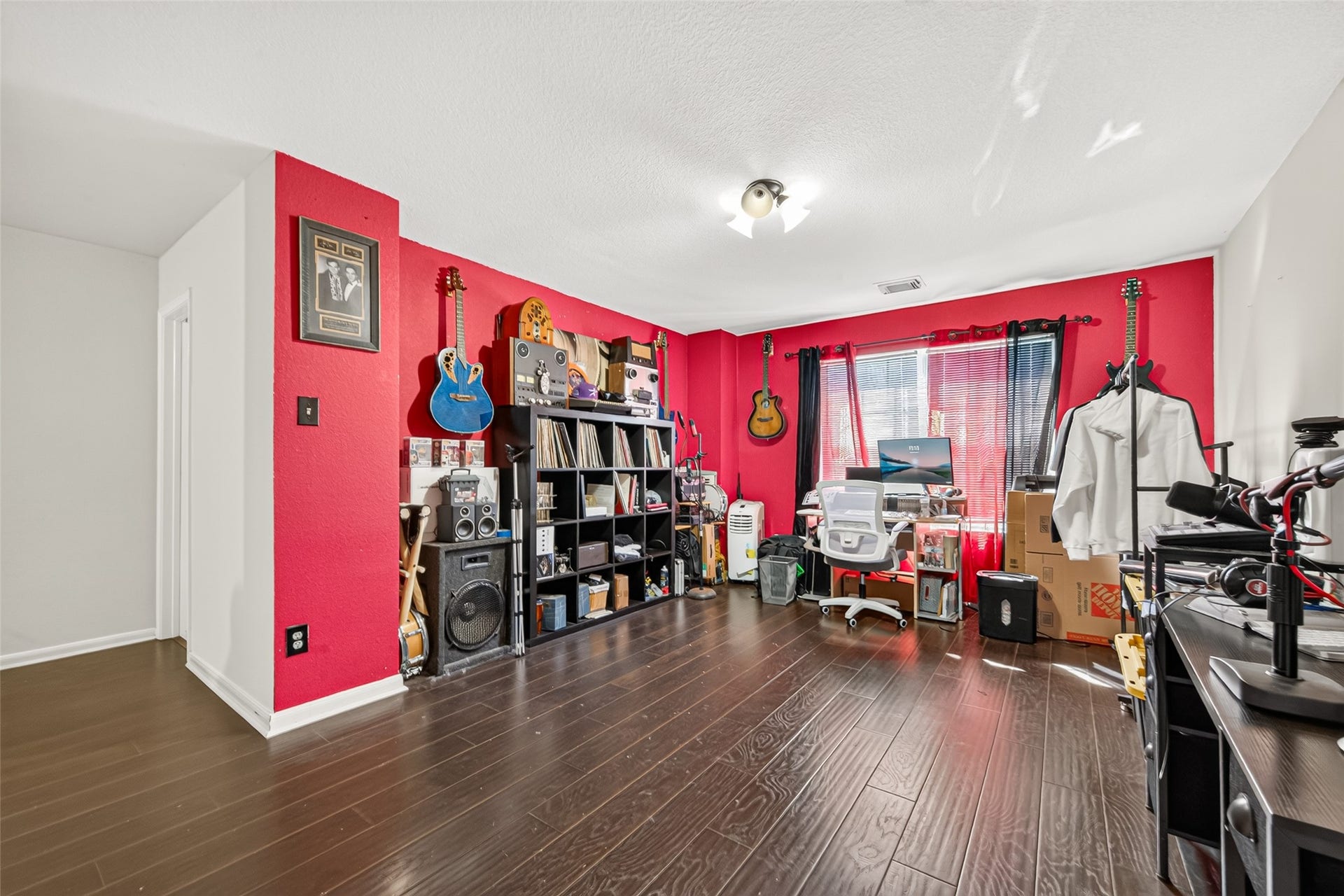 10014 Victoria Falls Lane, Houston, TX 77075 10014 Victoria Falls Lane, Houston, TX 77075