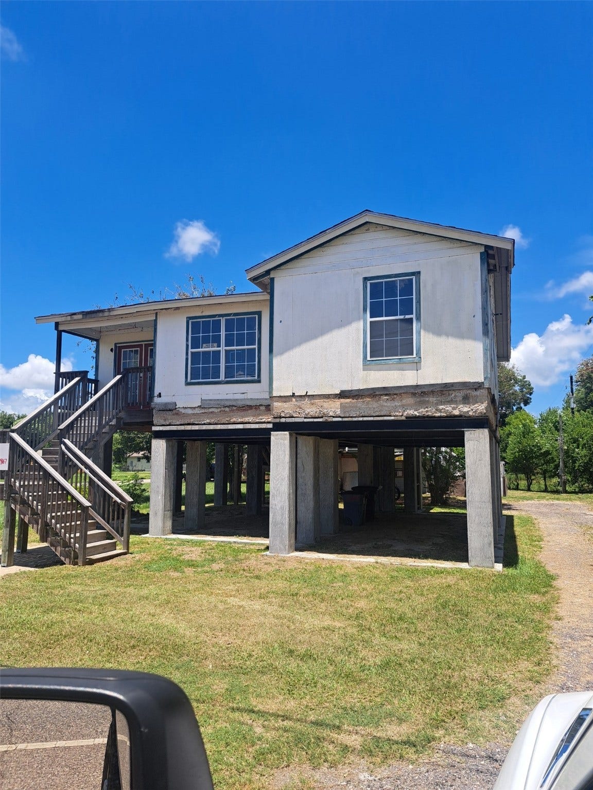 6106 Highway 6, Hitchcock, TX 77563 6106 Highway 6, Hitchcock, TX 77563