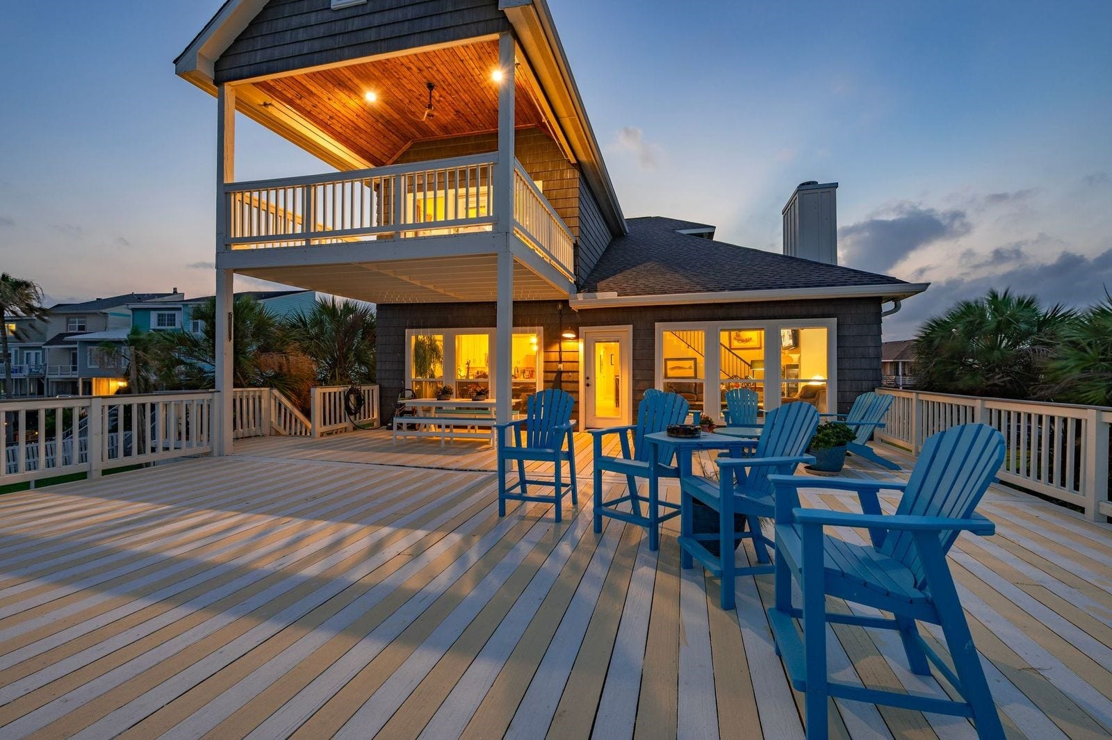 12 Tiki Circle, Tiki Island, TX 77554 The Lifestyle You Have Dreamed About!