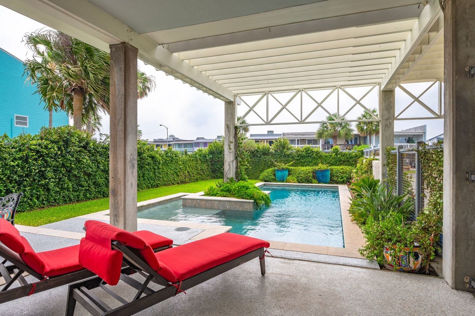 12 Tiki Circle, Tiki Island, TX 77554 Private Pool with Tranquil Setting! Enjoy the heated private pool year round!