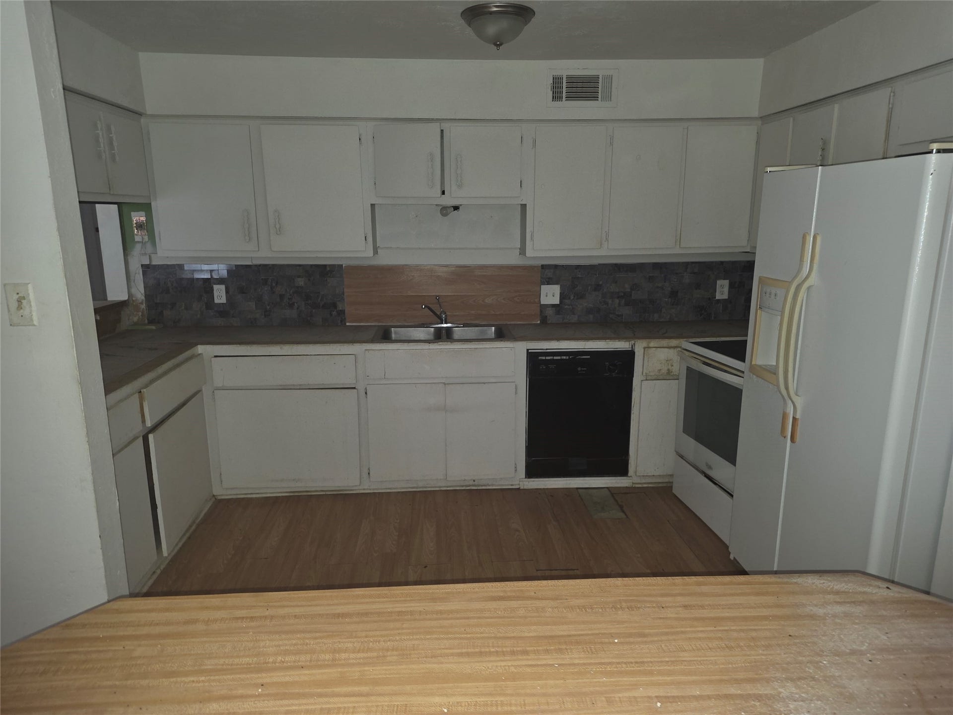 9018 Triola Lane, Houston, TX 77036 9018 Triola Lane, Houston, TX 77036
