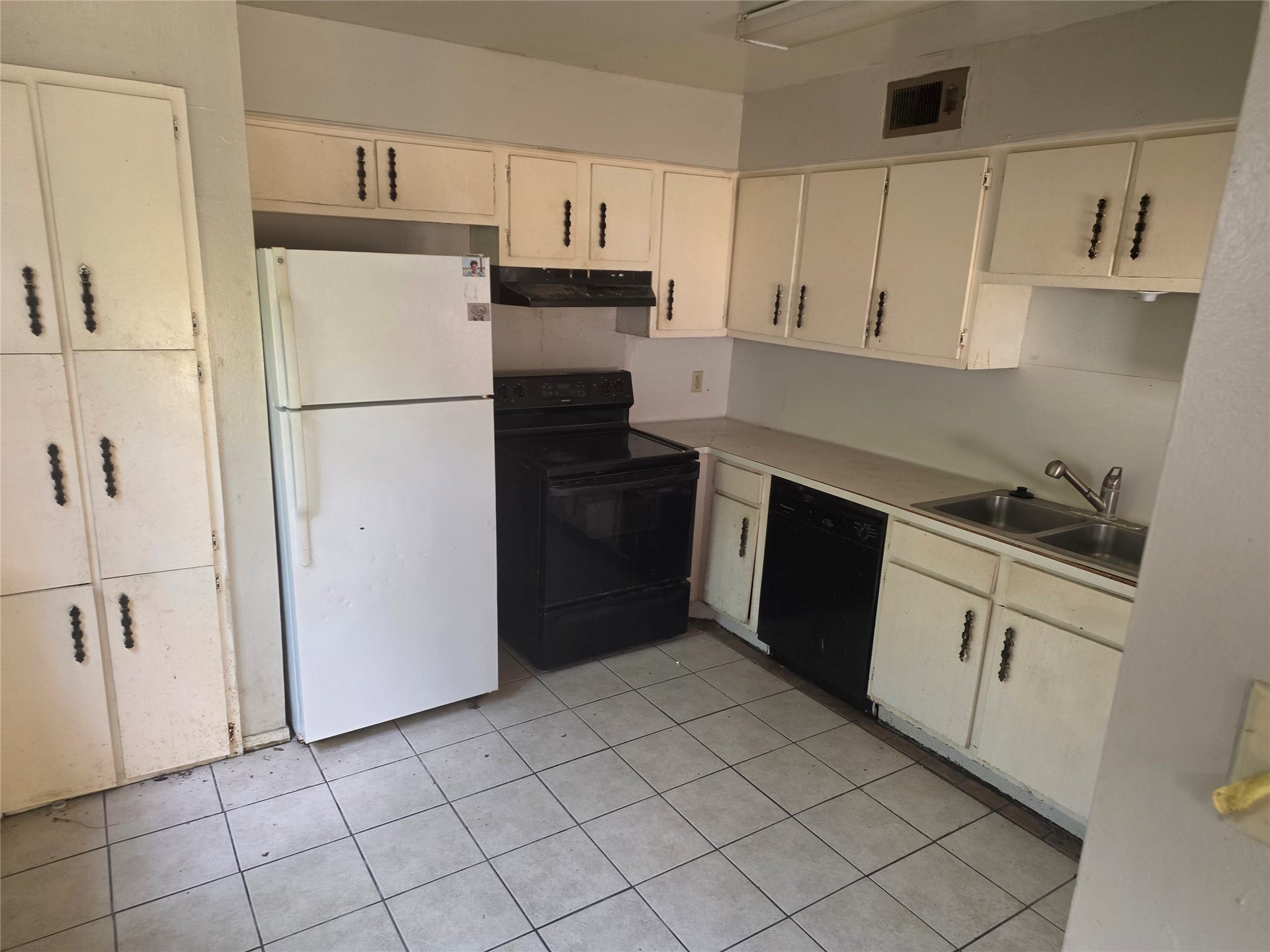 9018 Triola Lane, Houston, TX 77036 9018 Triola Lane, Houston, TX 77036