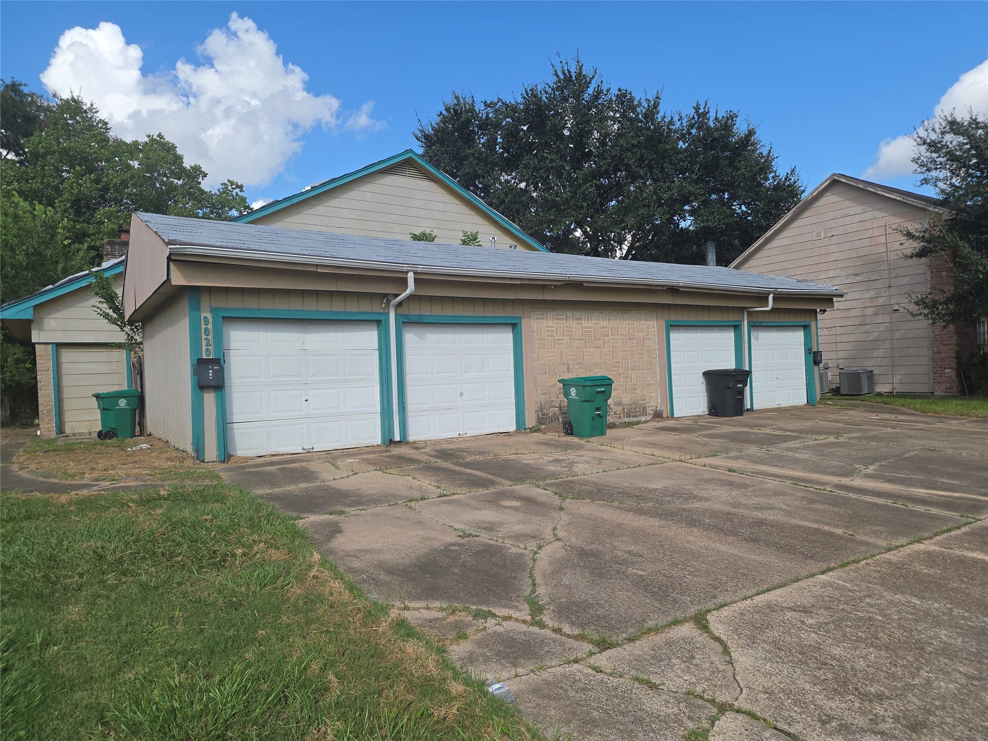 9018 Triola Lane, Houston, TX 77036 9018 Triola Lane, Houston, TX 77036