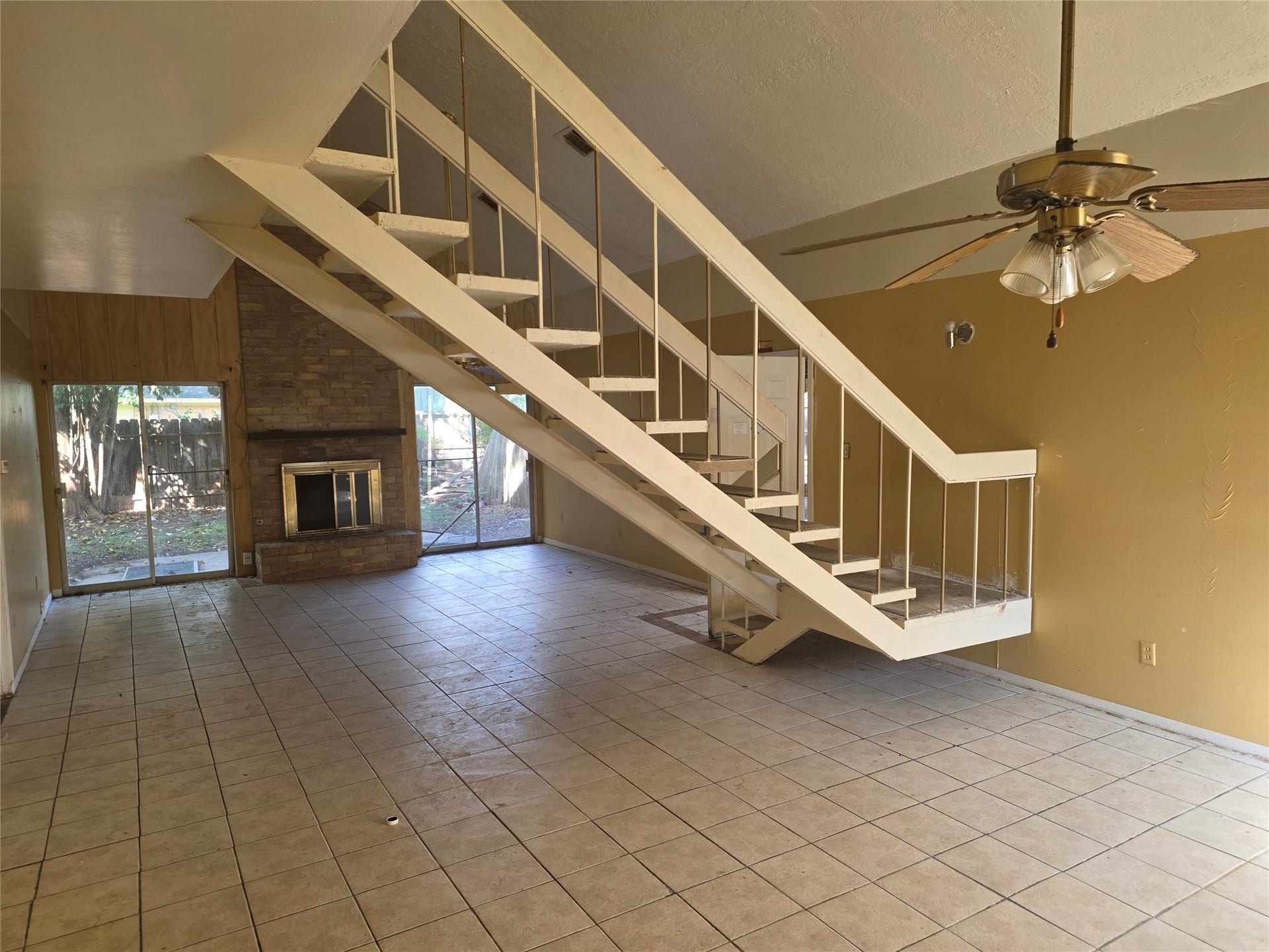 9018 Triola Lane, Houston, TX 77036 9018 Triola Lane, Houston, TX 77036