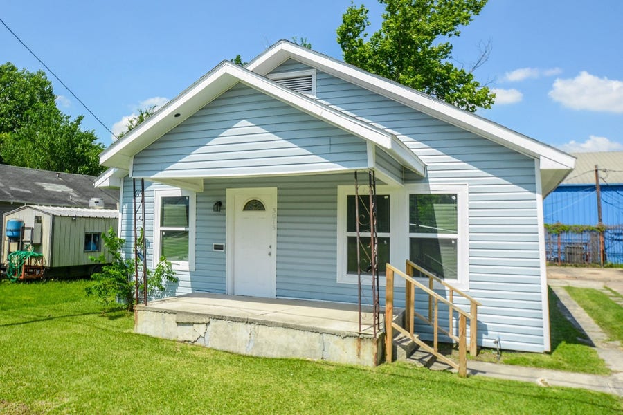 Property photo for 3013 Brackenridge Street, Houston, TX