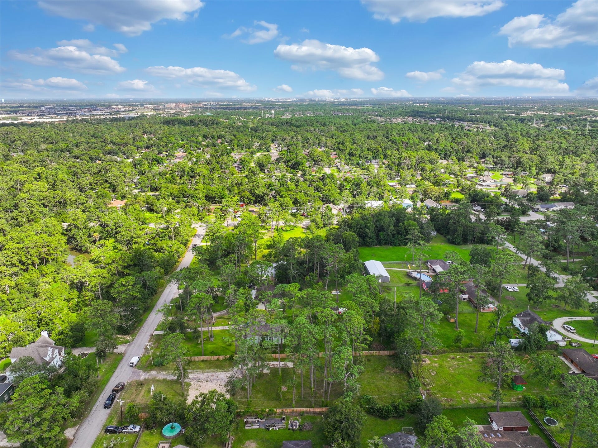 3219 Oak Drive, Dickinson, TX 77539 3219 Oak Drive, Dickinson, TX 77539