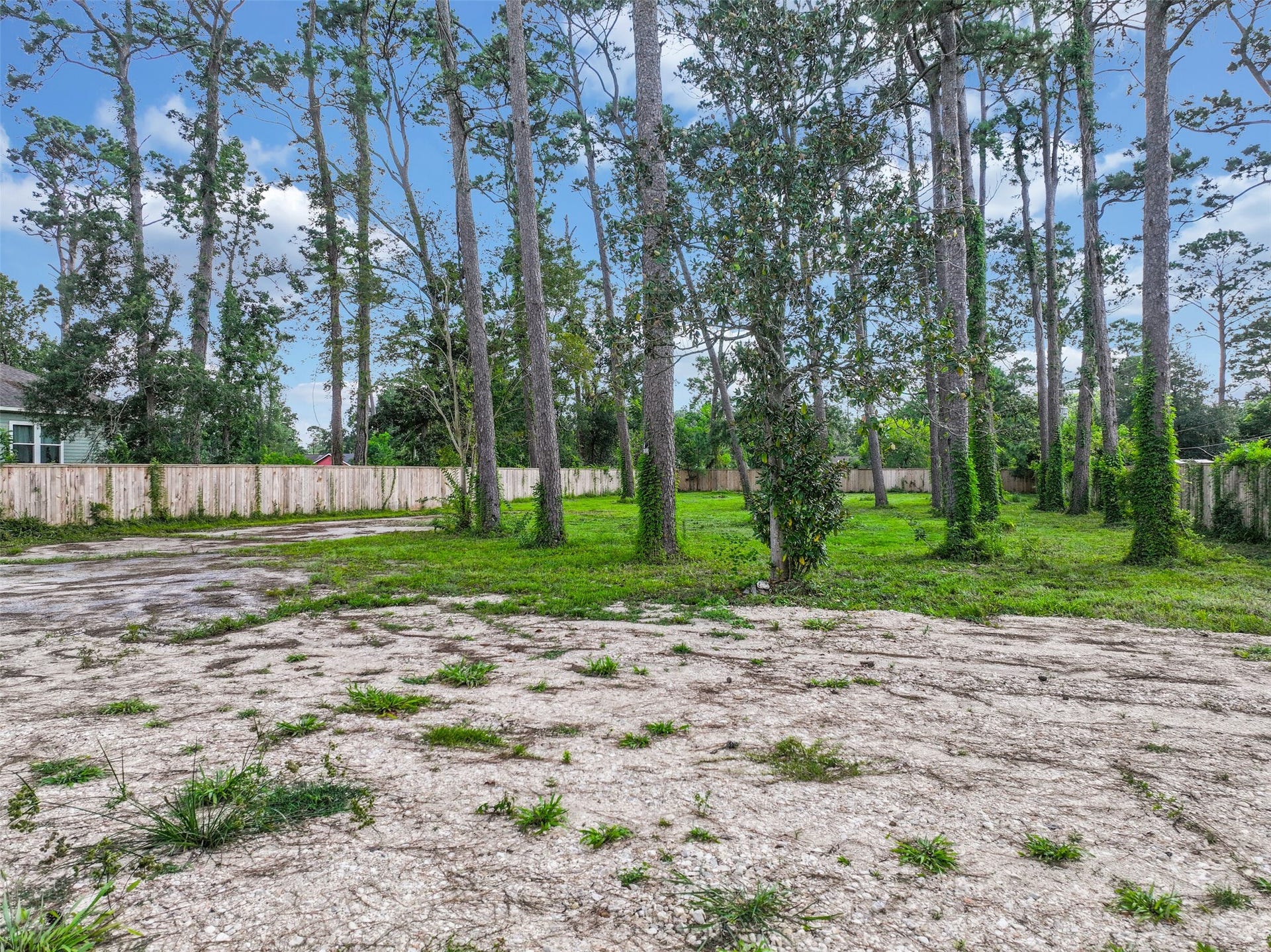 3219 Oak Drive, Dickinson, TX 77539 3219 Oak Drive, Dickinson, TX 77539