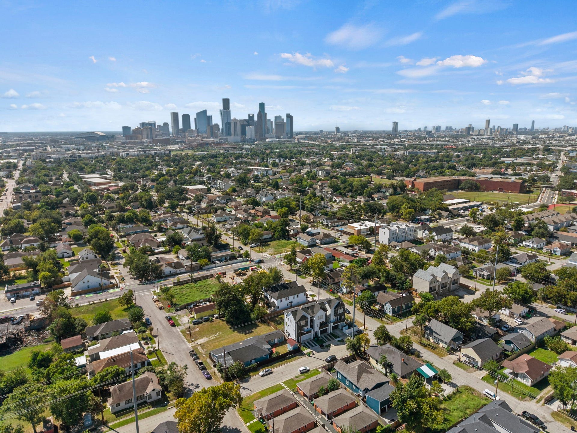 Offering incredible location value, this high-angle view highlights the homes vantage point relative to the surrounding metropolitan skyline.