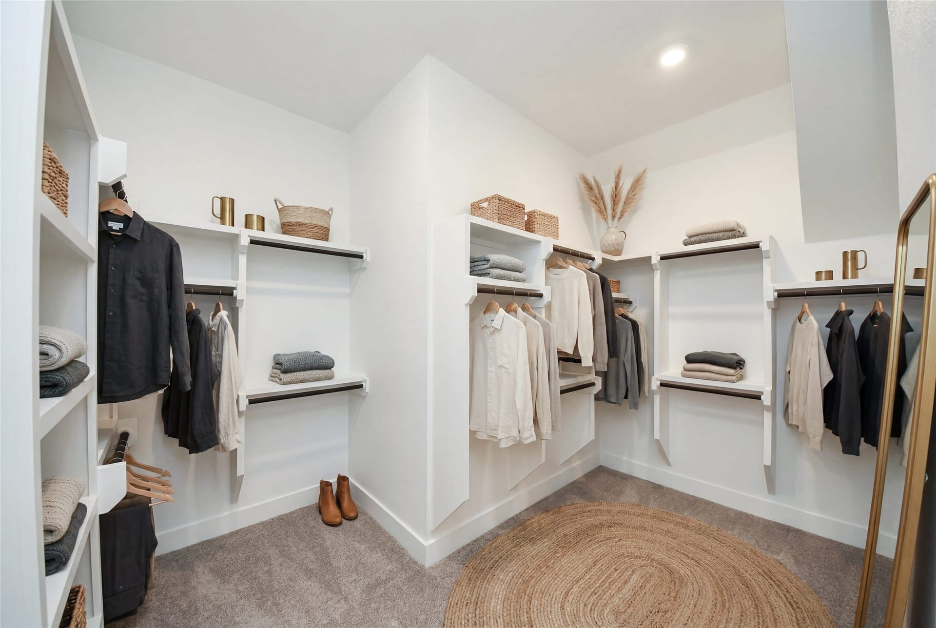 Look at this immaculate closet! With high shelving, multiple rows to hang clothing, you are sure to have enough room for all your belongings!