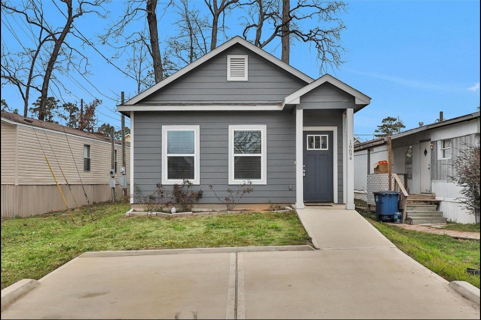 16694 E Juneau, Montgomery, TX 77316 16694 E Juneau, Montgomery, TX 77316