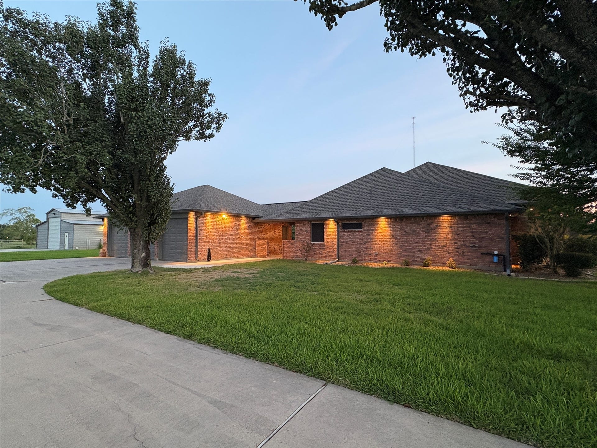 131 Happy Hollow Street, Alvin, TX 77511 131 Happy Hollow Street, Alvin, TX 77511