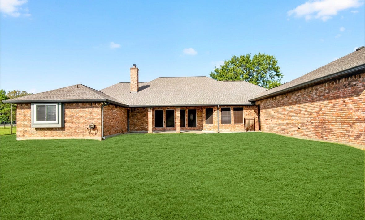 131 Happy Hollow Street, Alvin, TX 77511 131 Happy Hollow Street, Alvin, TX 77511