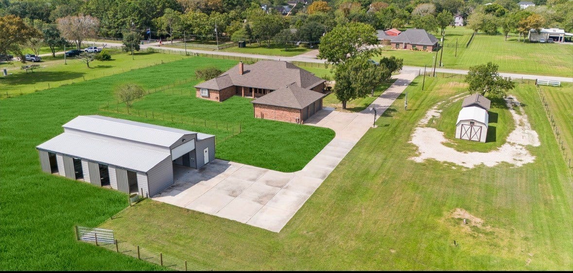 131 Happy Hollow Street, Alvin, TX 77511 131 Happy Hollow Street, Alvin, TX 77511