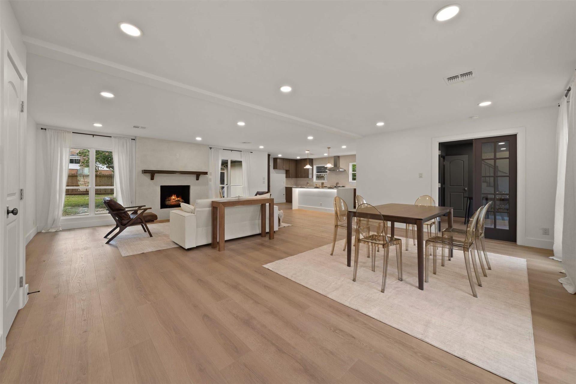 10111 Kerrwood Lane, Houston, TX 77080 The home's thoughtfully designed layout offers a seamless flow between the living, dining, and kitchen areas, while a versatile office provides flexibility for use as an additional bedroom or flex space.