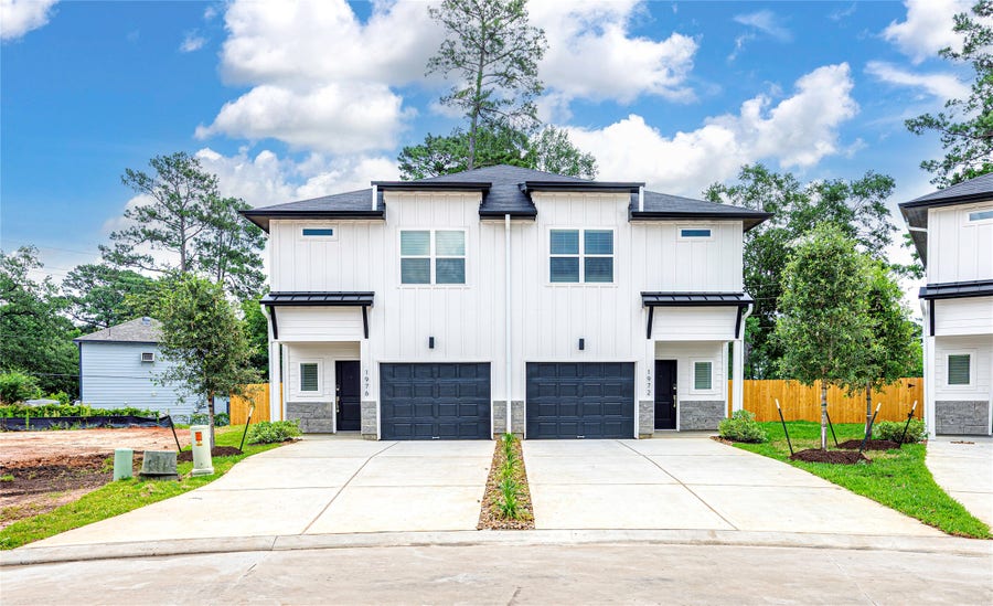 Property photo for 1976 Longmire Villas Court, Conroe, TX