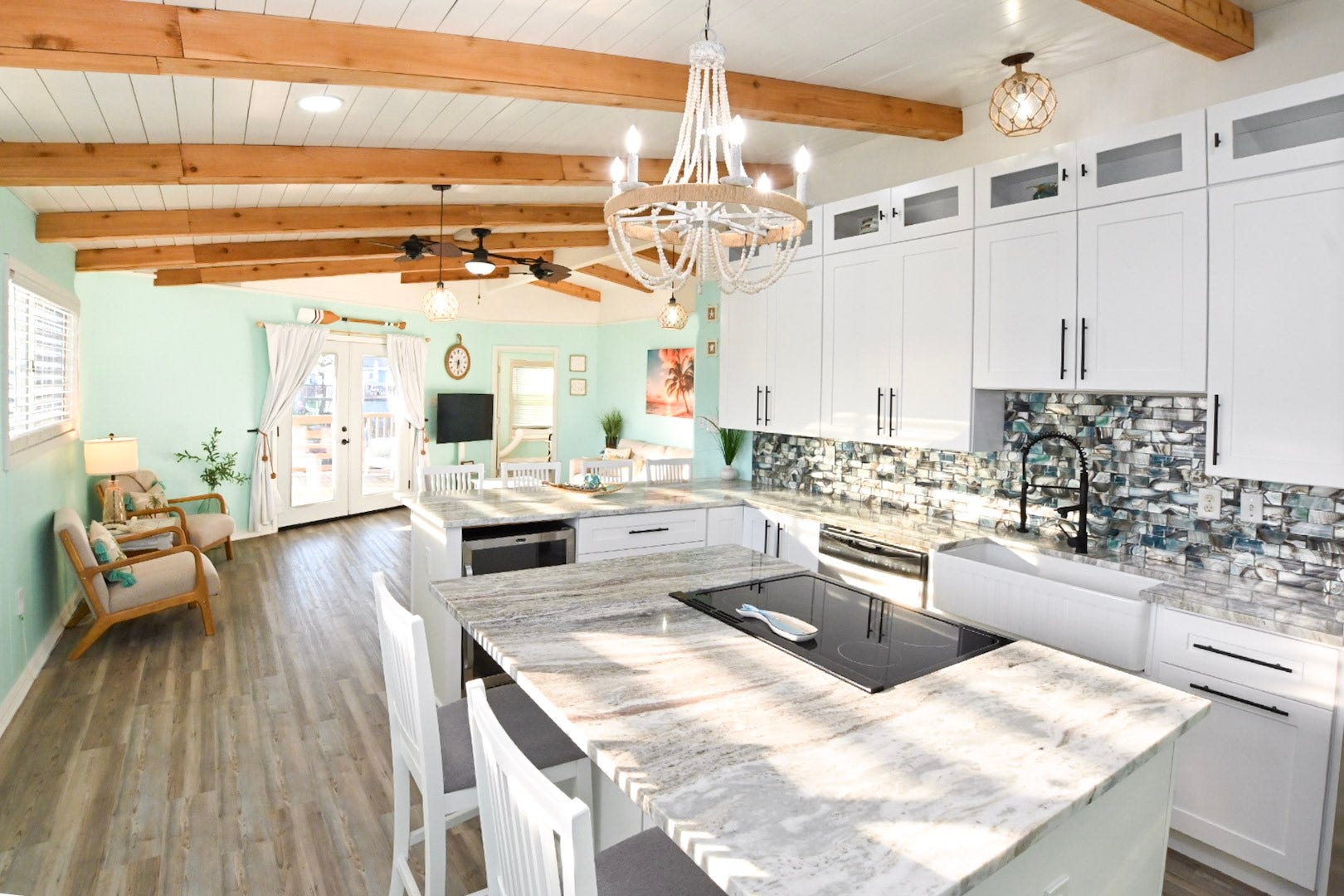 190 Barracuda, Bayou Vista, TX 77563 190 Barracuda, Bayou Vista, TX 77563