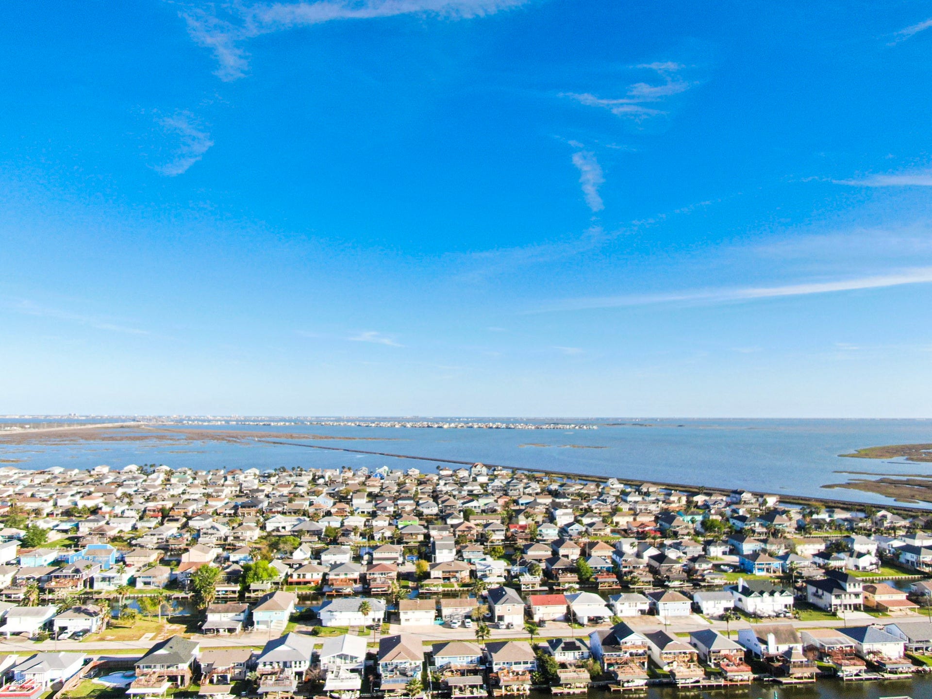 190 Barracuda, Bayou Vista, TX 77563 Looking over towards West Bay and Tiki Island.
