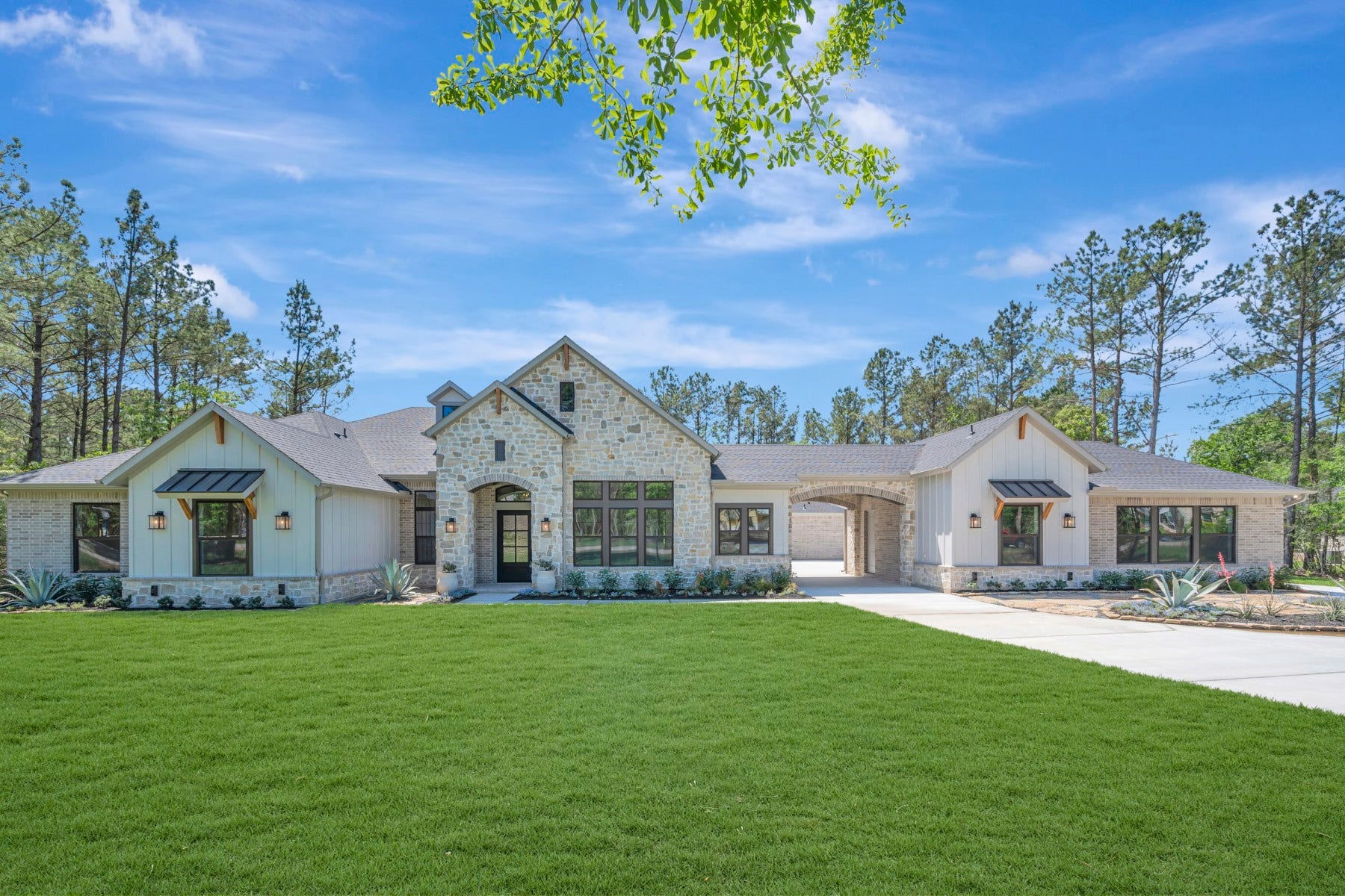 Welcome to High Meadow Estates by David Weekley Homes.