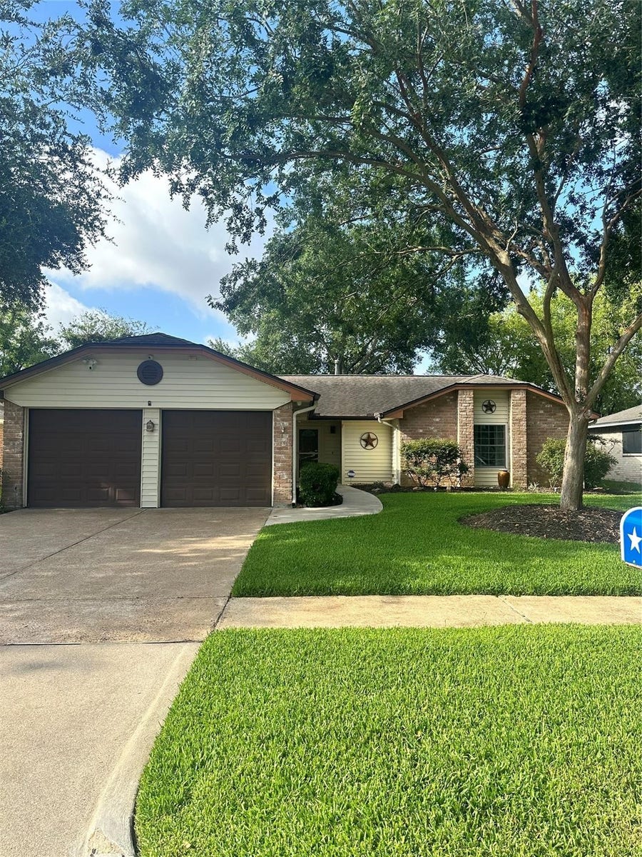 Property photo for 19507 Spanish Needle Drive, Houston, TX