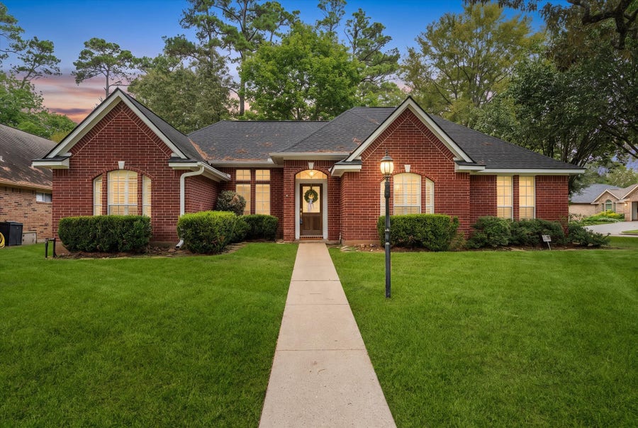 Property photo for 12106 Browning Drive, Montgomery, TX