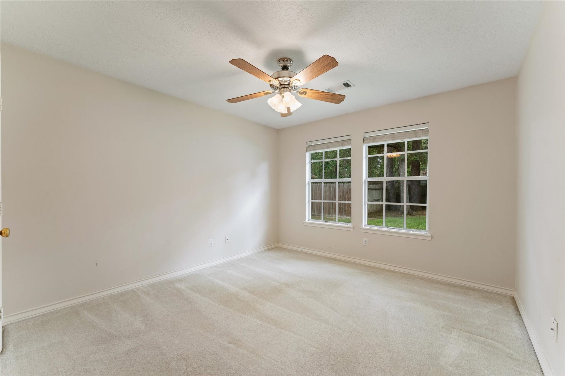 12106 Browning Drive, Montgomery, TX 77356 12106 Browning Drive, Montgomery, TX 77356