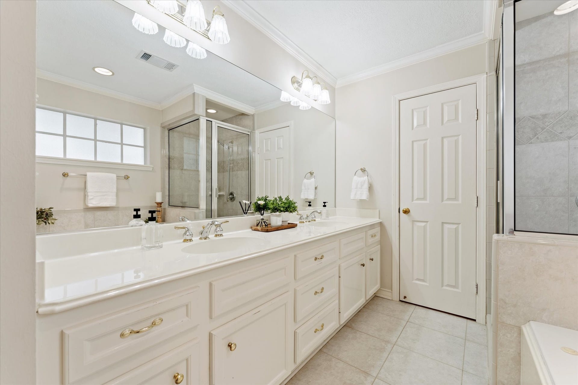 12106 Browning Drive, Montgomery, TX 77356 12106 Browning Drive, Montgomery, TX 77356