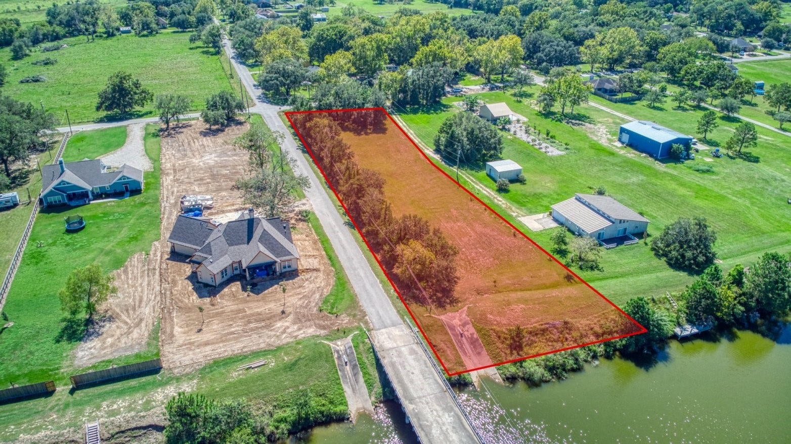 8614 Robinson Road, Hitchcock, TX 77563 8614 Robinson Road, Hitchcock, TX 77563