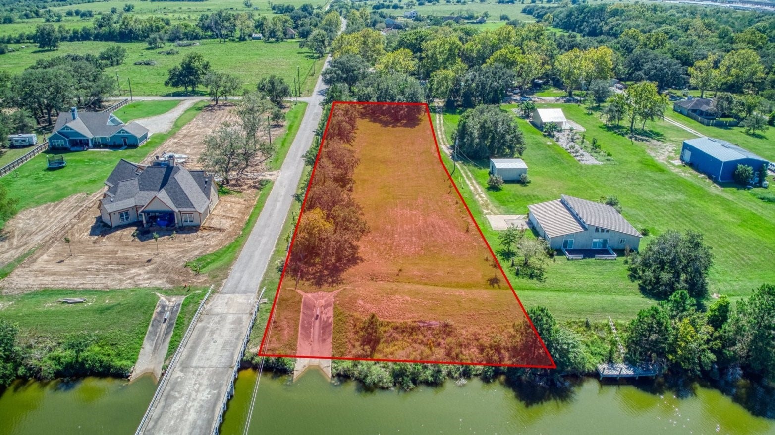 8614 Robinson Road, Hitchcock, TX 77563 8614 Robinson Road, Hitchcock, TX 77563