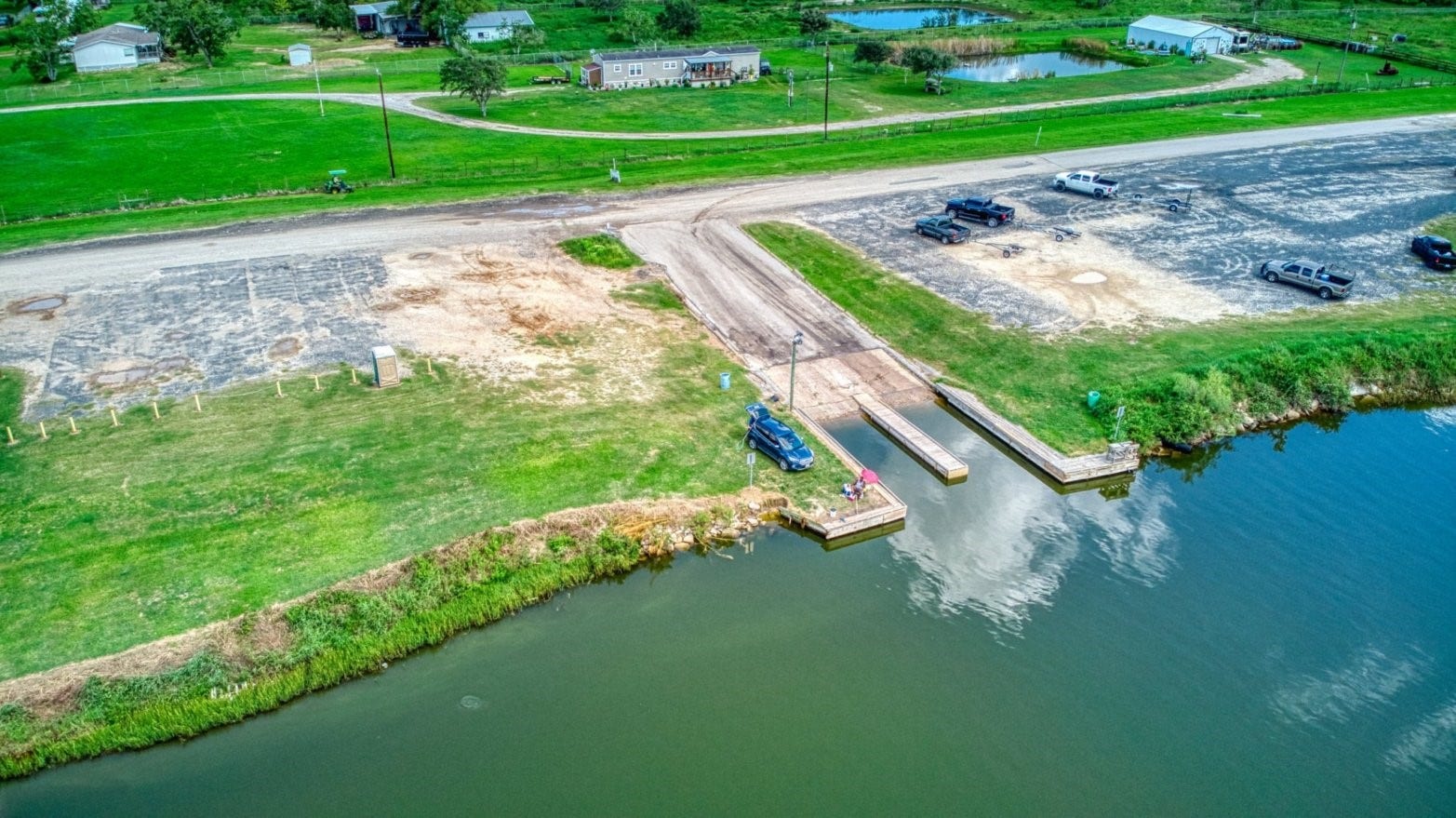 8614 Robinson Road, Hitchcock, TX 77563 8614 Robinson Road, Hitchcock, TX 77563