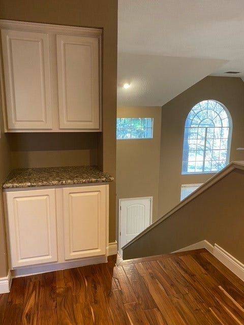 68 Lakeridge Court, The Woodlands, TX 77381 68 Lakeridge Court, The Woodlands, TX 77381