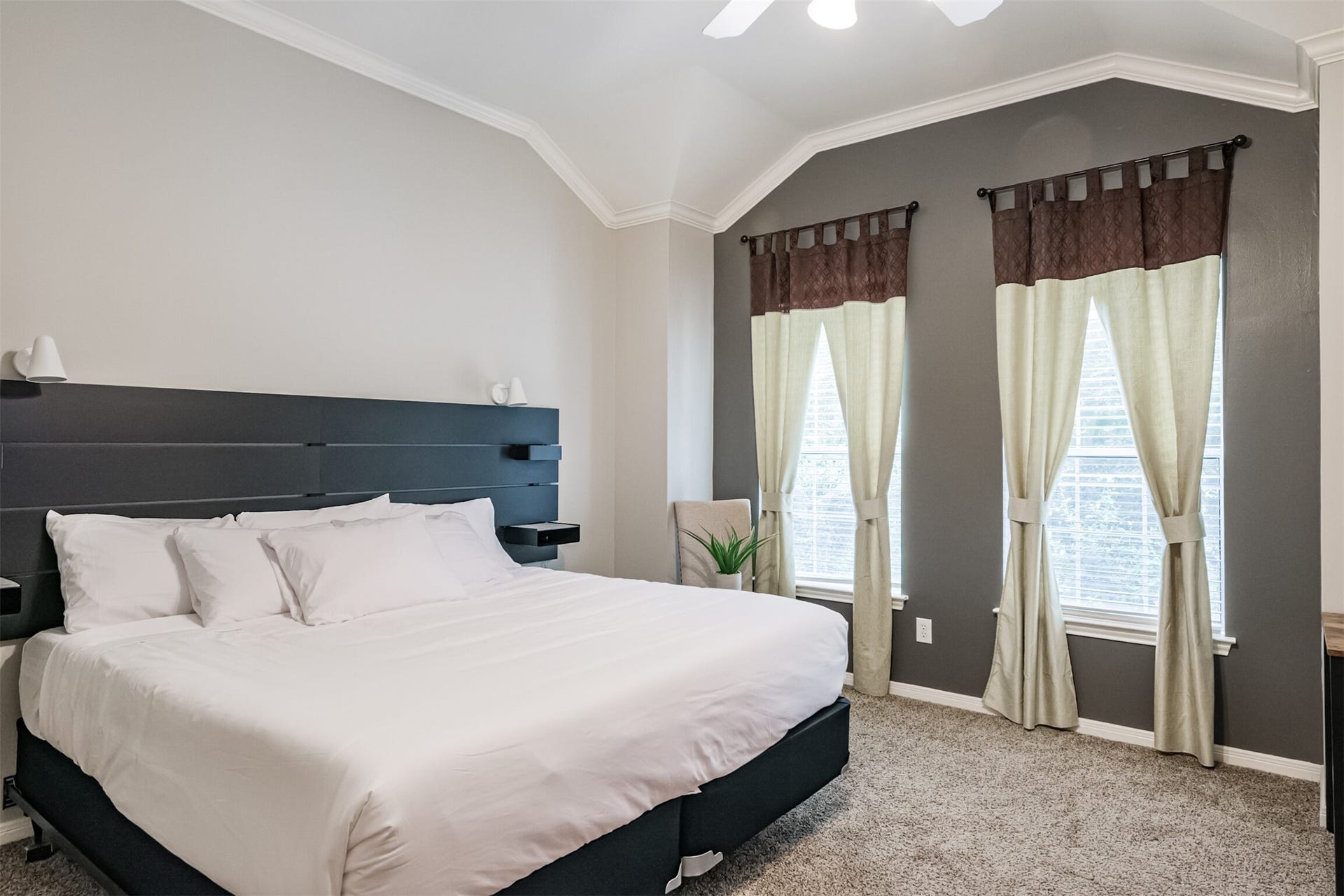 26 Waugh Drive, #A, Houston, TX 77007 26 Waugh Drive, #A, Houston, TX 77007