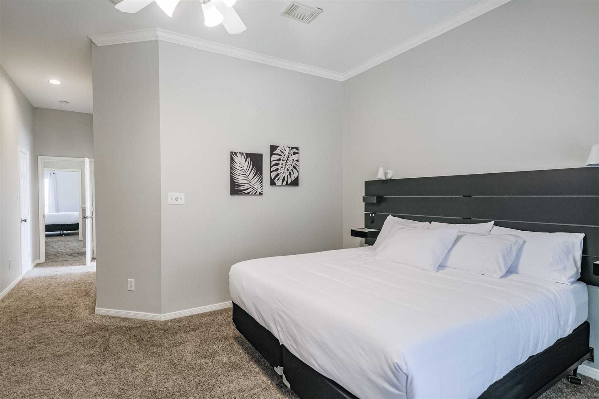 26 Waugh Drive, #A, Houston, TX 77007 26 Waugh Drive, #A, Houston, TX 77007