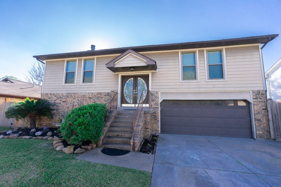Property photo for 6510 Trimstone Drive, Pasadena, TX