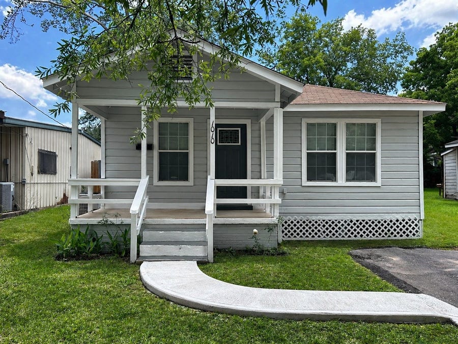Property photo for 1010 Palestine Street, Conroe, TX