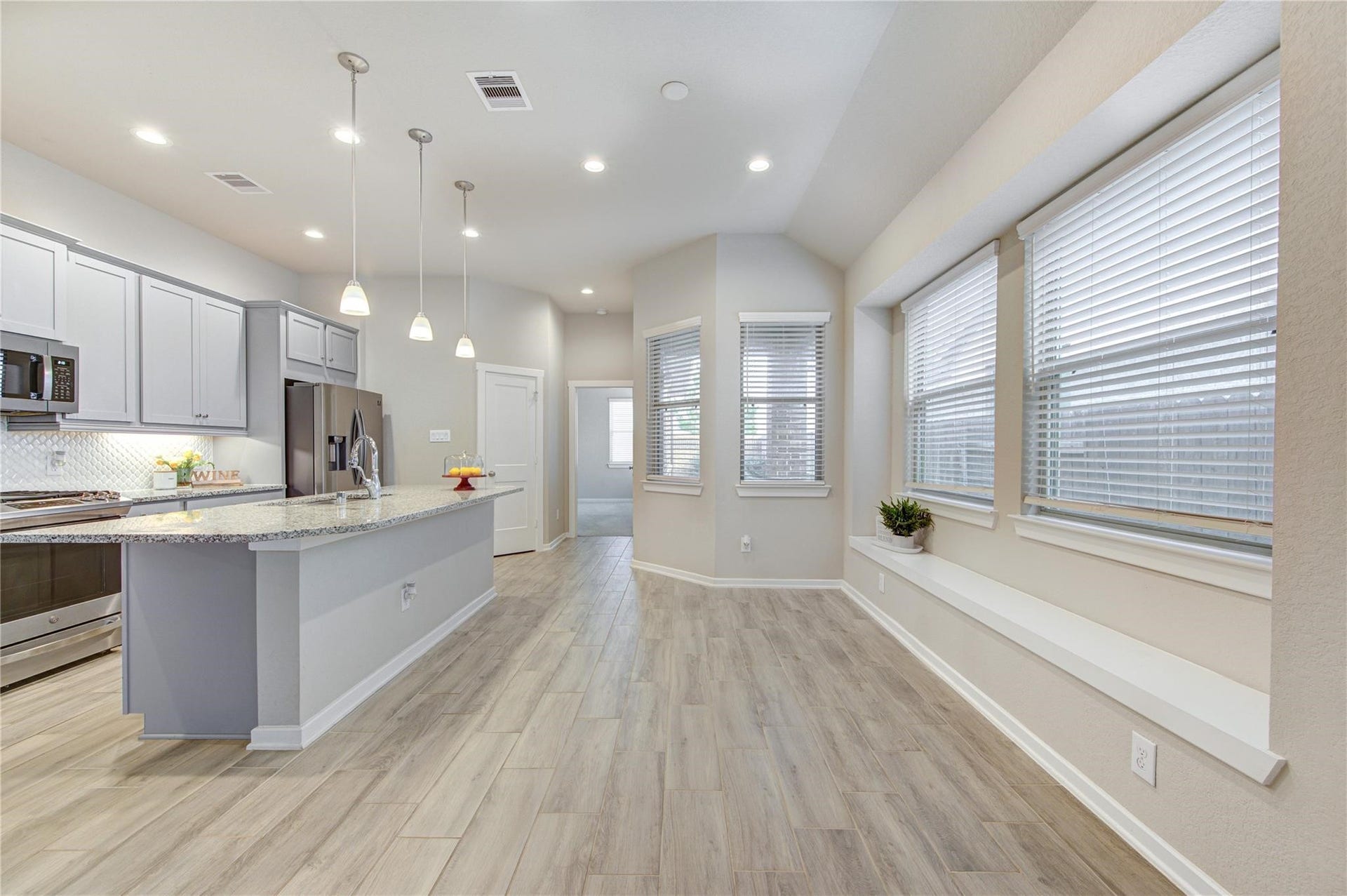 6022 Bristol Spur Lane, Katy, TX 77493 6022 Bristol Spur Lane, Katy, TX 77493
