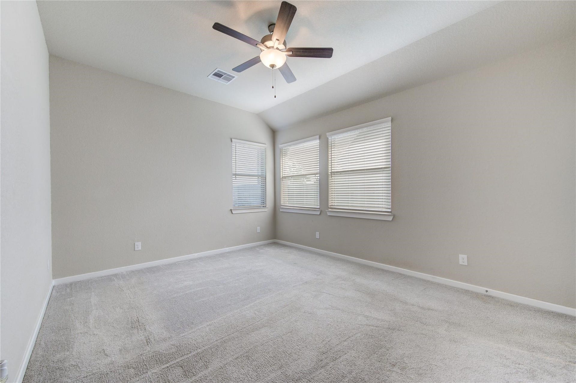 6022 Bristol Spur Lane, Katy, TX 77493 6022 Bristol Spur Lane, Katy, TX 77493