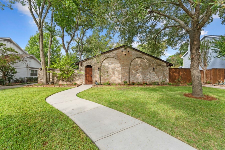 Property photo for 315 Greenpark Drive, Houston, TX