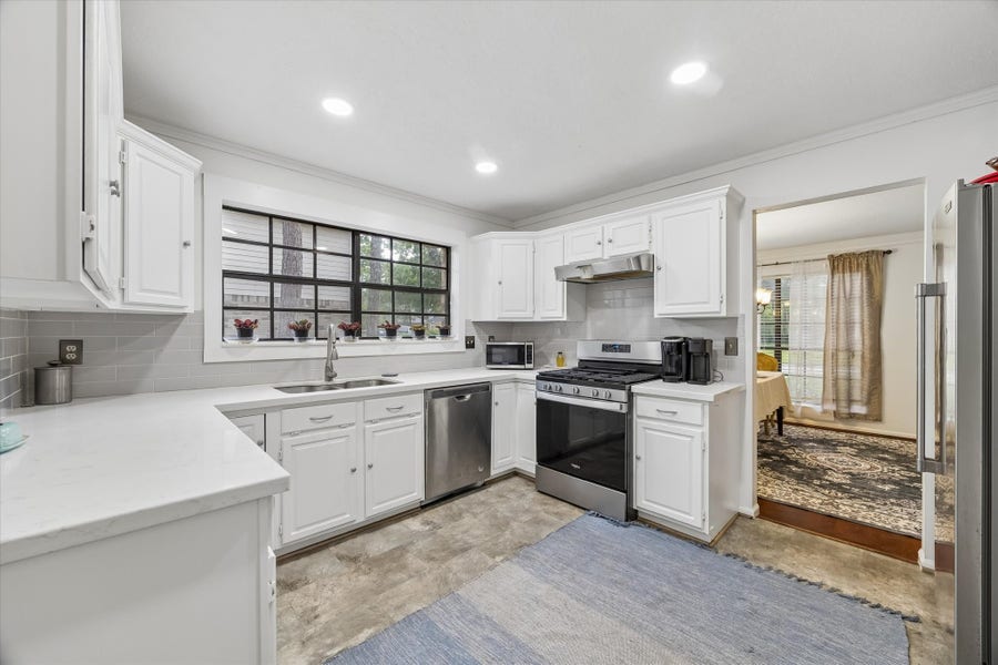 Property photo for 96 Eagle Rock Circle, The Woodlands, TX