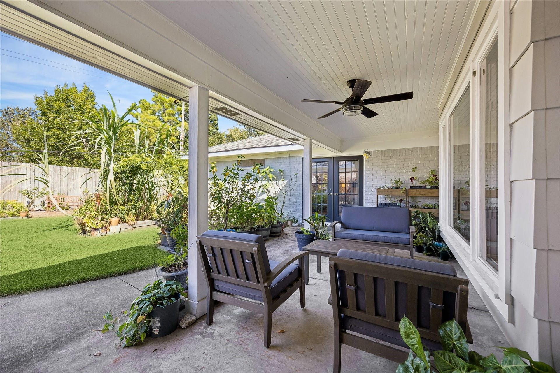 7626 Meadowvale Drive, Houston, TX 77063 7626 Meadowvale Drive, Houston, TX 77063