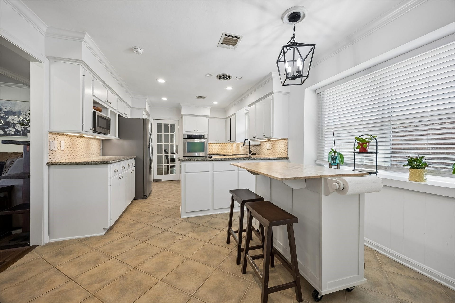 7626 Meadowvale Drive, Houston, TX 77063 7626 Meadowvale Drive, Houston, TX 77063