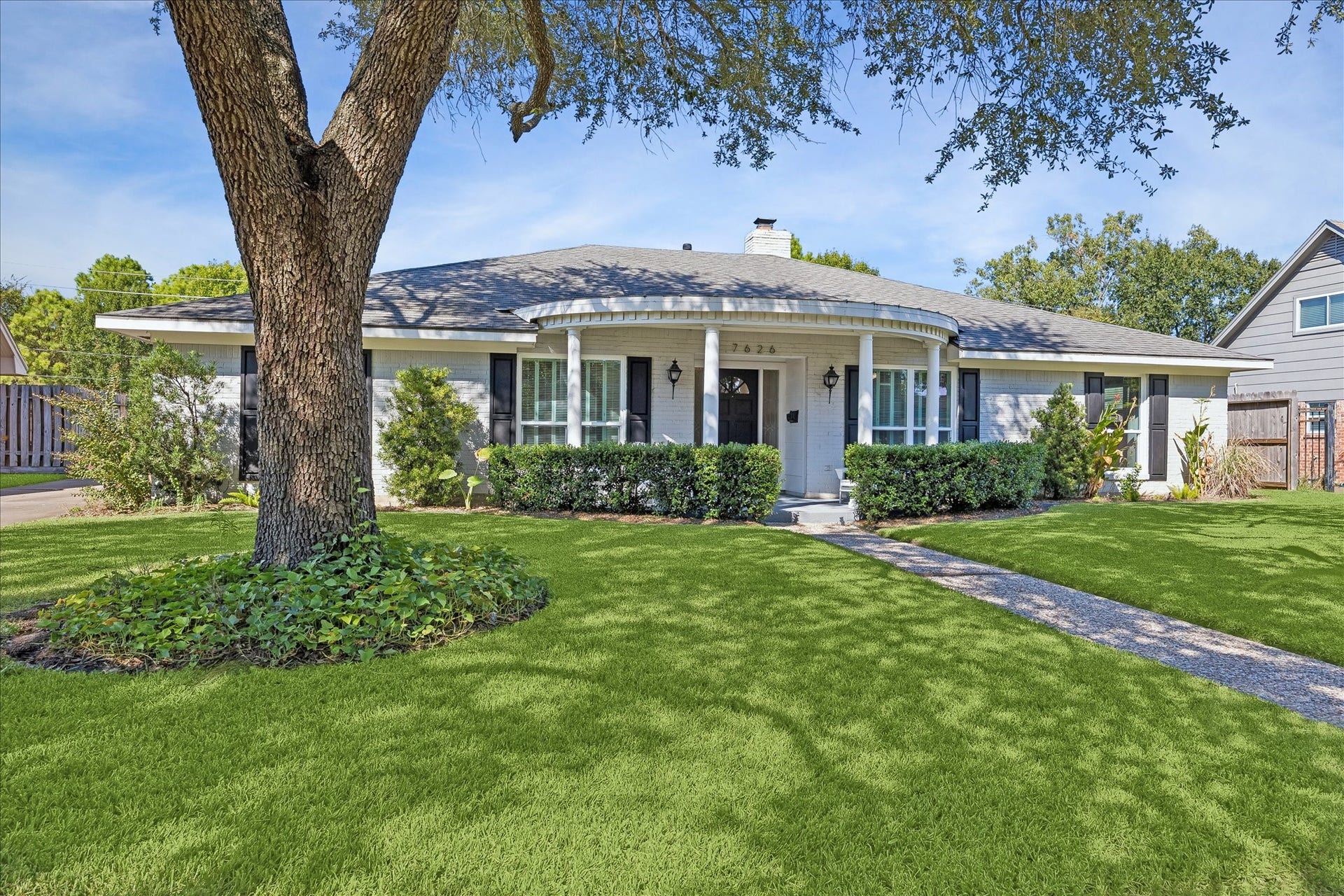 7626 Meadowvale Drive, Houston, TX 77063 7626 Meadowvale Drive, Houston, TX 77063