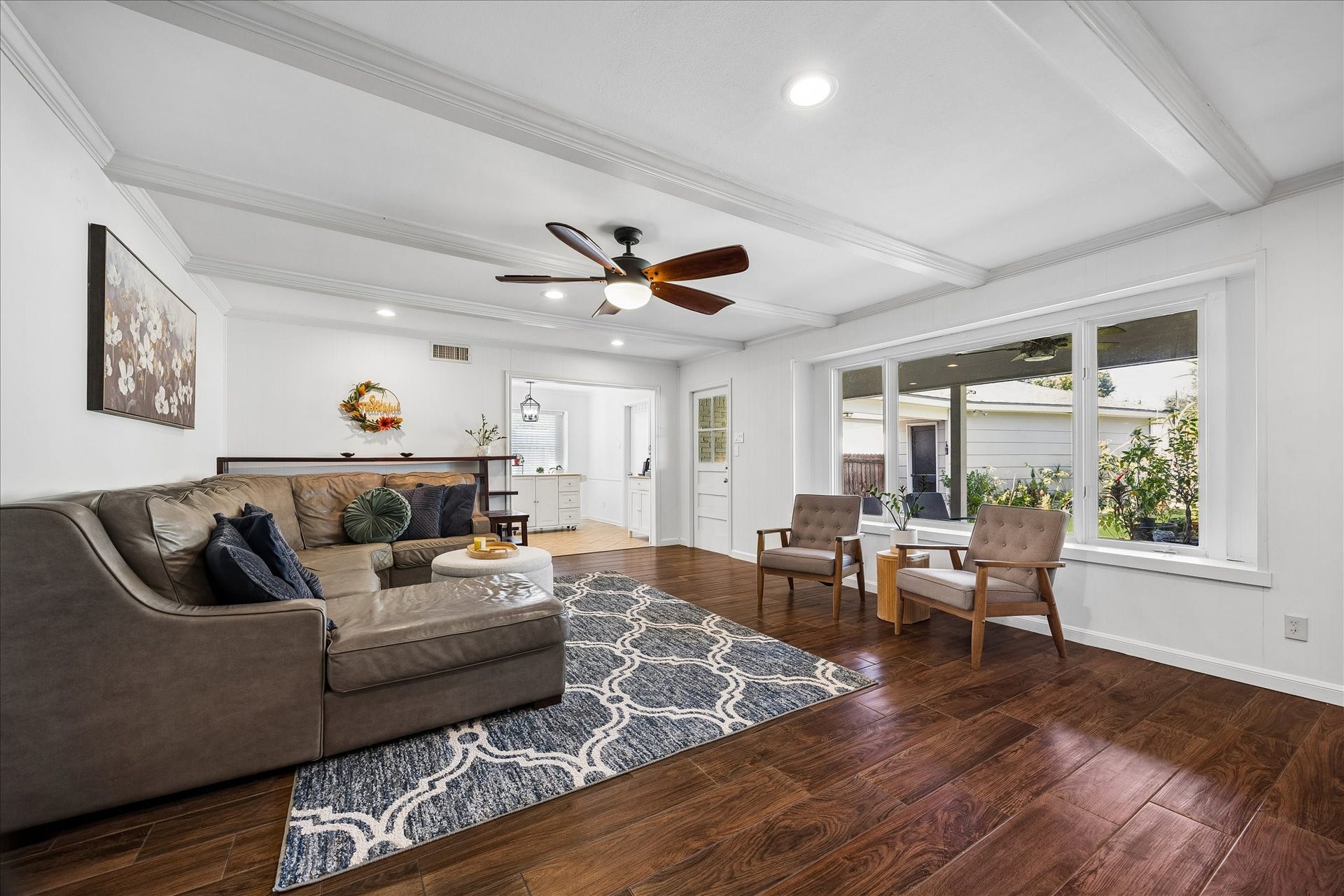 7626 Meadowvale Drive, Houston, TX 77063 7626 Meadowvale Drive, Houston, TX 77063