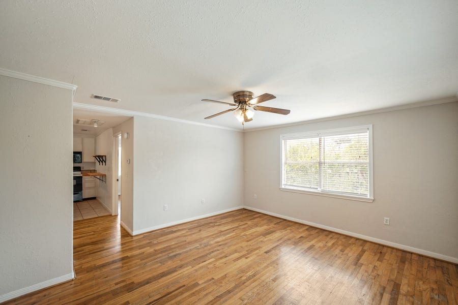 Property photo for 1539 Hawthorne Street, #4, Houston, TX