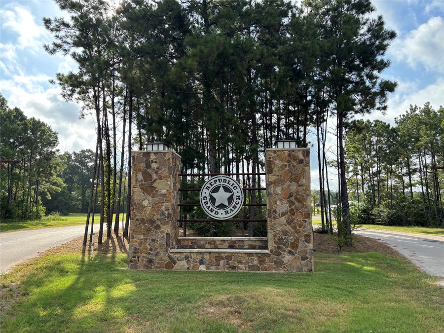 Property photo for 15223 Forest Grove Drive, Willis, TX