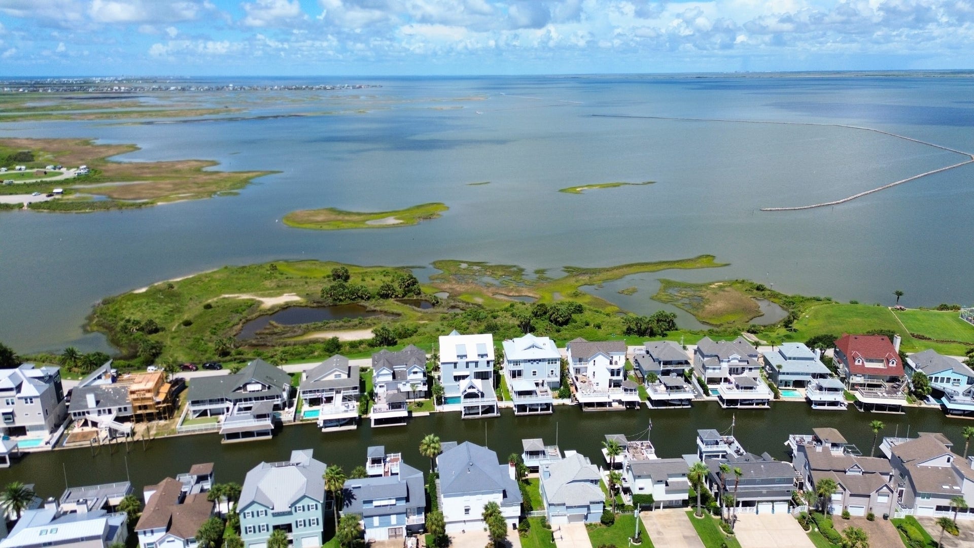 TBD Treasure Circle, Galveston, TX 77554 TBD Treasure Circle, Galveston, TX 77554