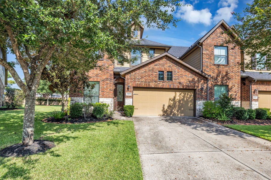 Property photo for 17809 Arapaho Hill Lane, Humble, TX