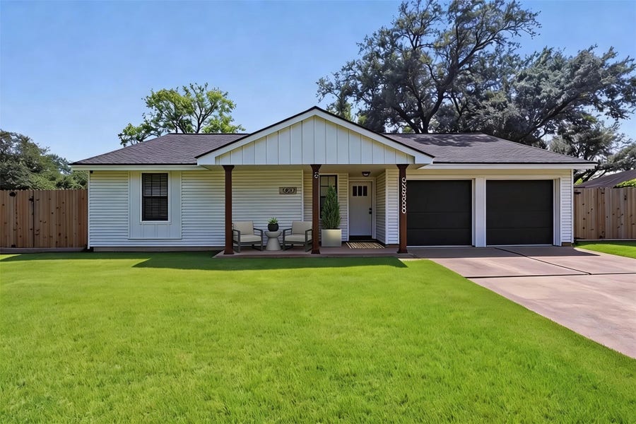 Property photo for 802 Camelot Lane, Friendswood, TX