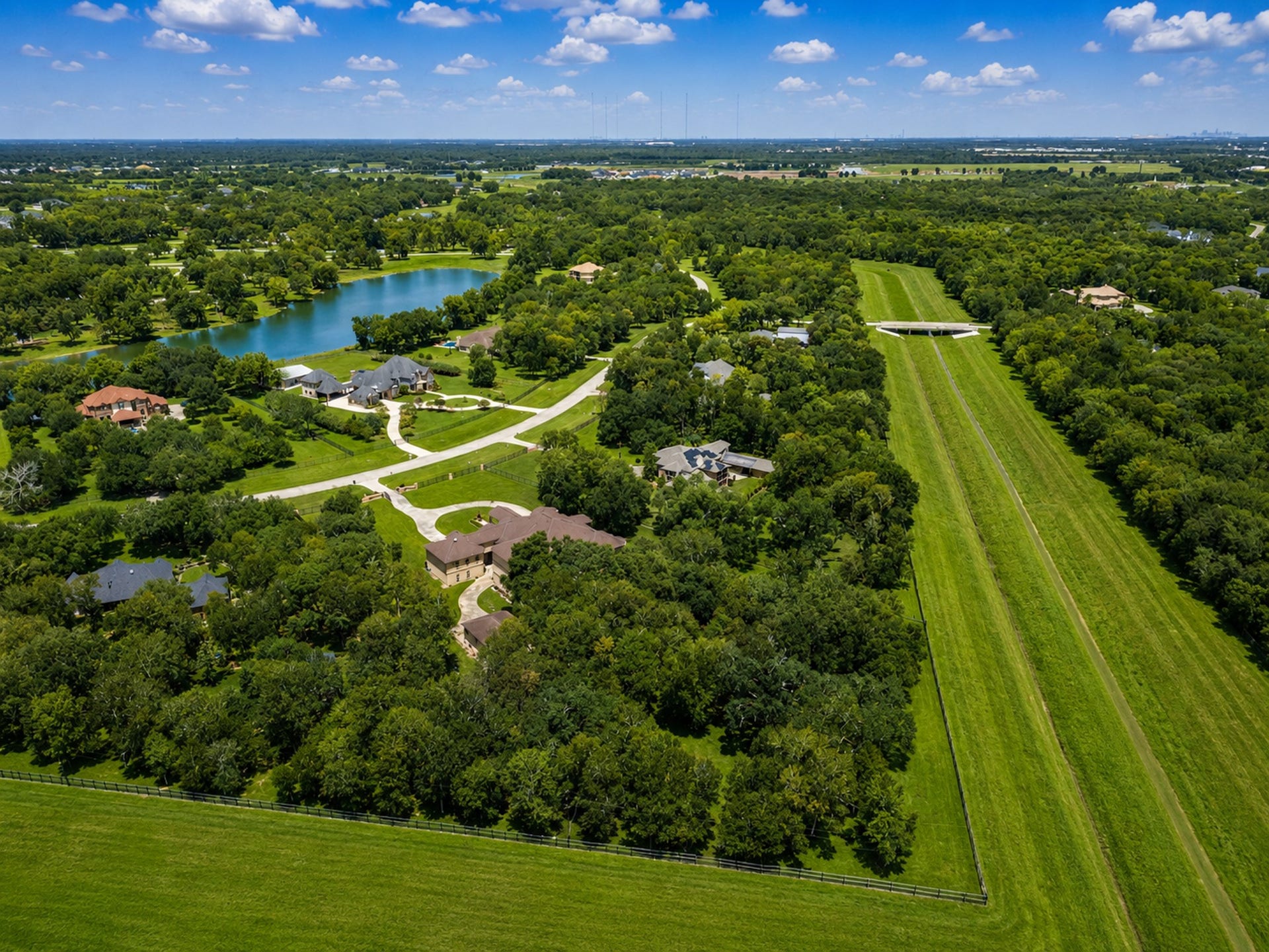 8607 Thornberry Hollow Court, Missouri City, TX 77459 8607 Thornberry Hollow Court, Missouri City, TX 77459
