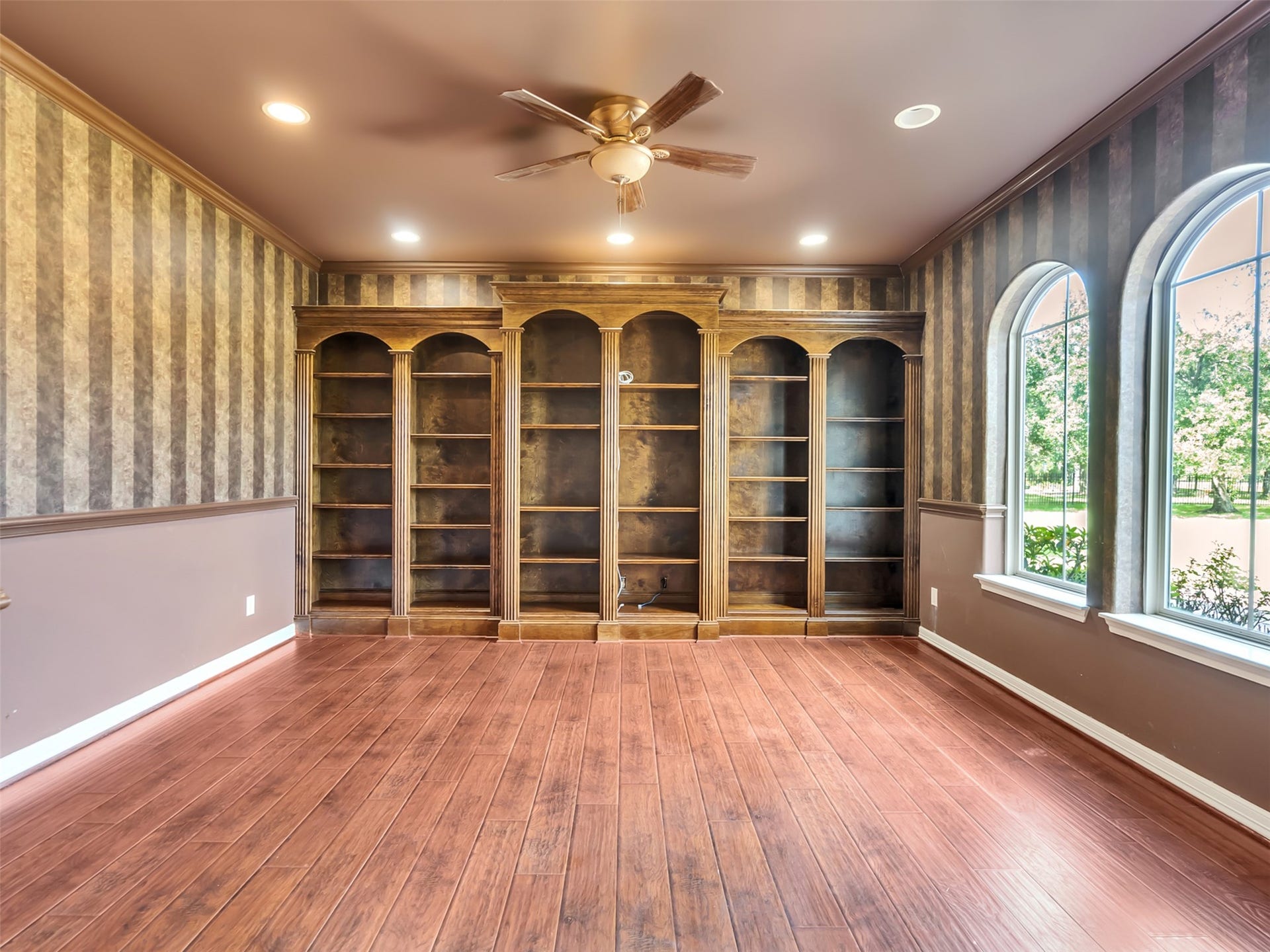 8607 Thornberry Hollow Court, Missouri City, TX 77459 8607 Thornberry Hollow Court, Missouri City, TX 77459