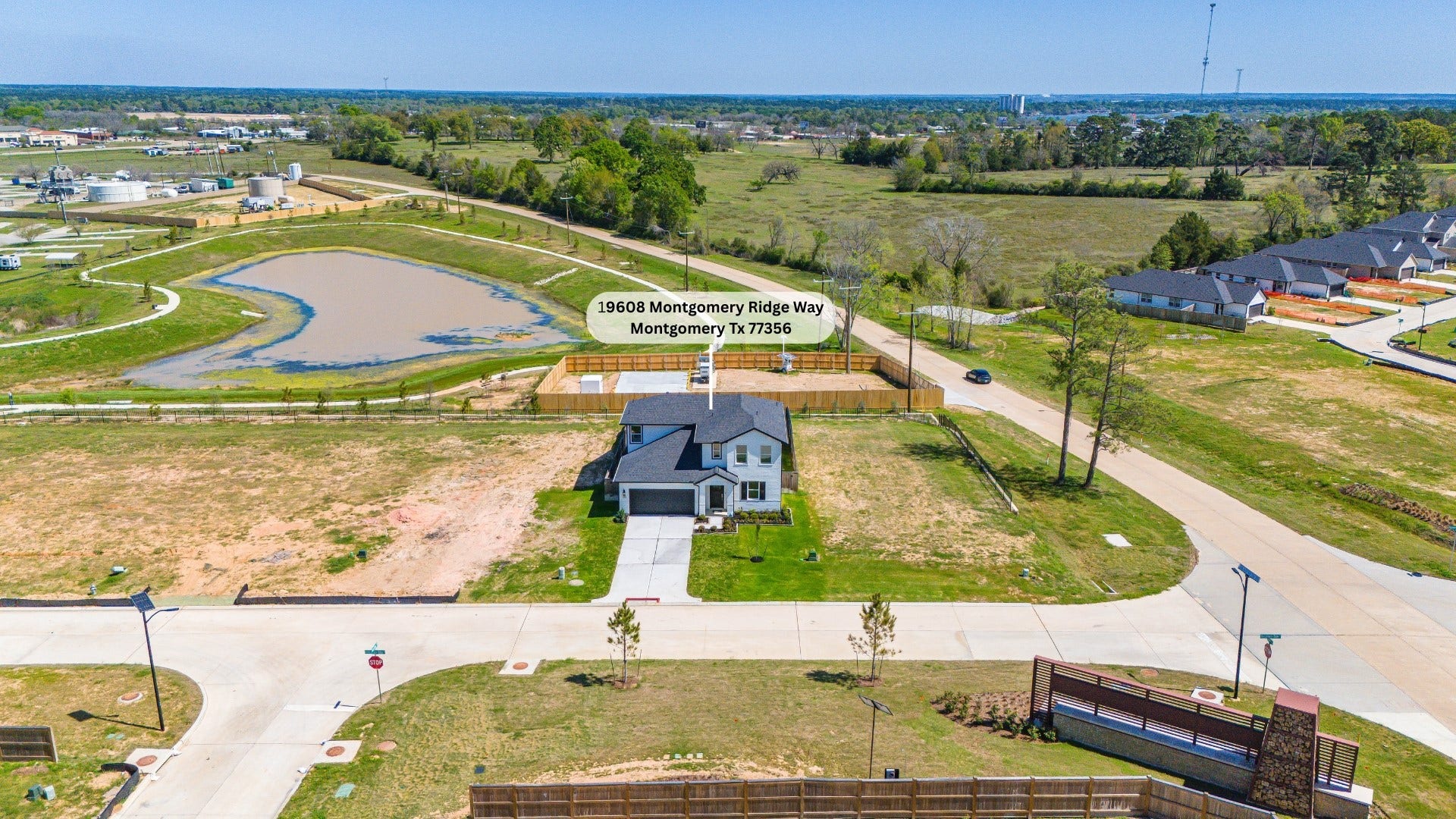 19608 Montgomery Ridge Way, Montgomery, TX 77316 Amazing aerial shot of this gorgeous Beazer home in the Montgomery Ridge community.